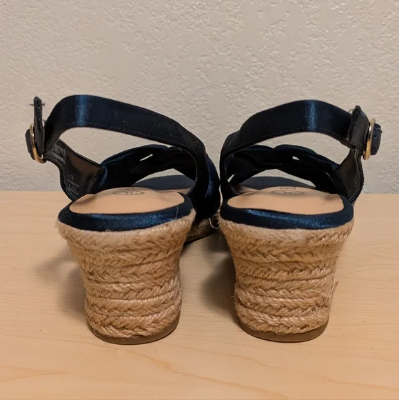 Bella Vita Navy Blue Espadrilles with Slingback and Open Toe - Picture 4 of 11